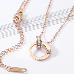 Interlocking Ring Necklace - Gold